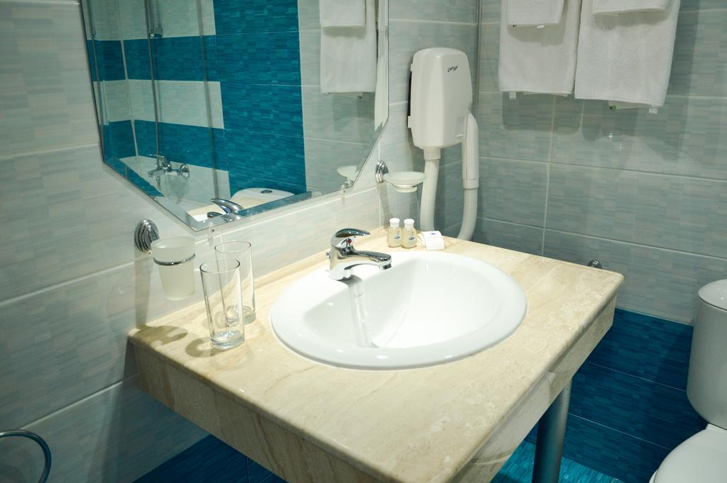 Aphrodite Hotel (Adults Only) โกลเดน แซนส์ ภายนอก รูปภาพ
